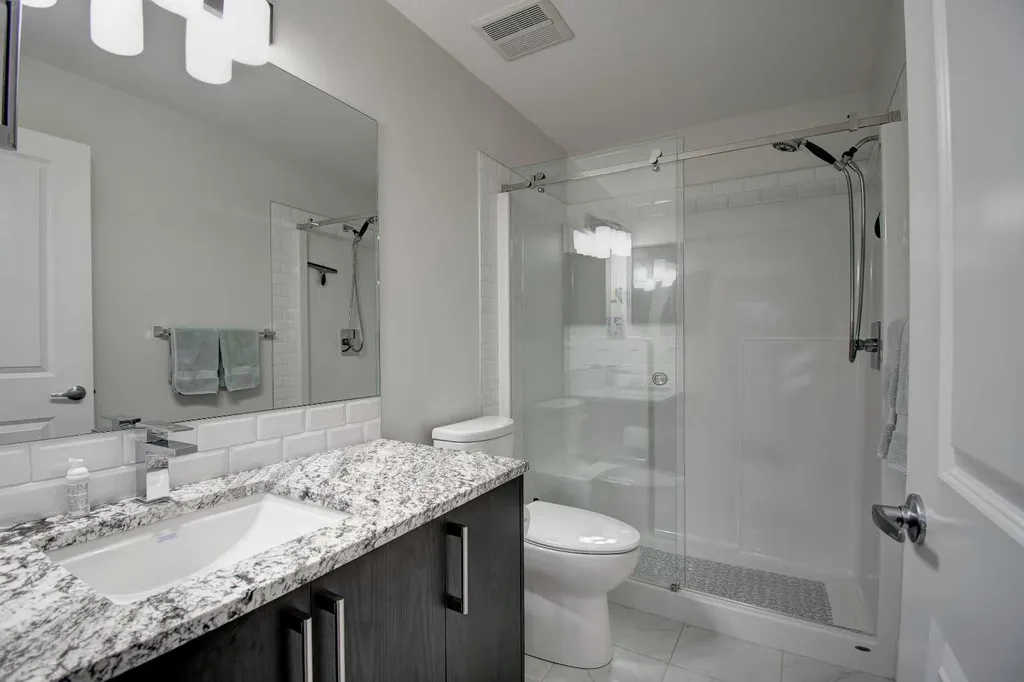 19489 Main Street SE Calgary AB T3M 3J3