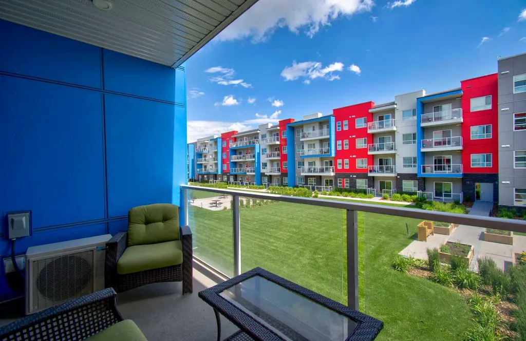 19489 Main Street SE Calgary AB T3M 3J3