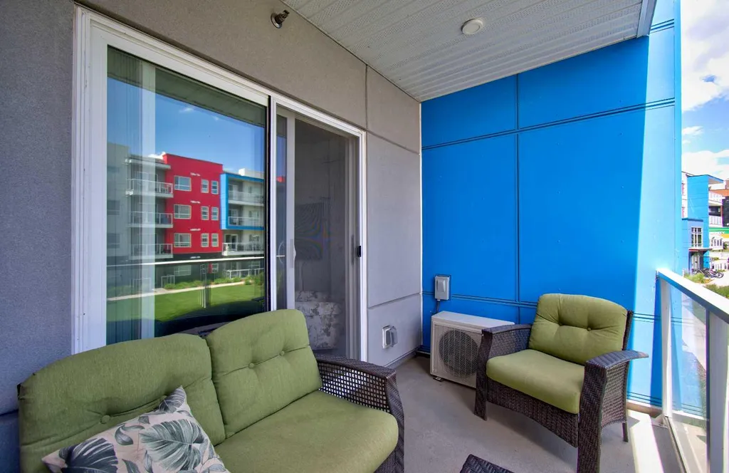 19489 Main Street SE Calgary AB T3M 3J3