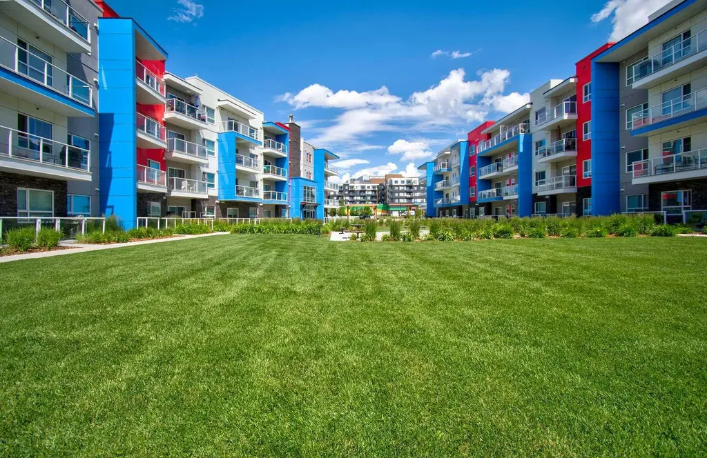 19489 Main Street SE Calgary AB T3M 3J3