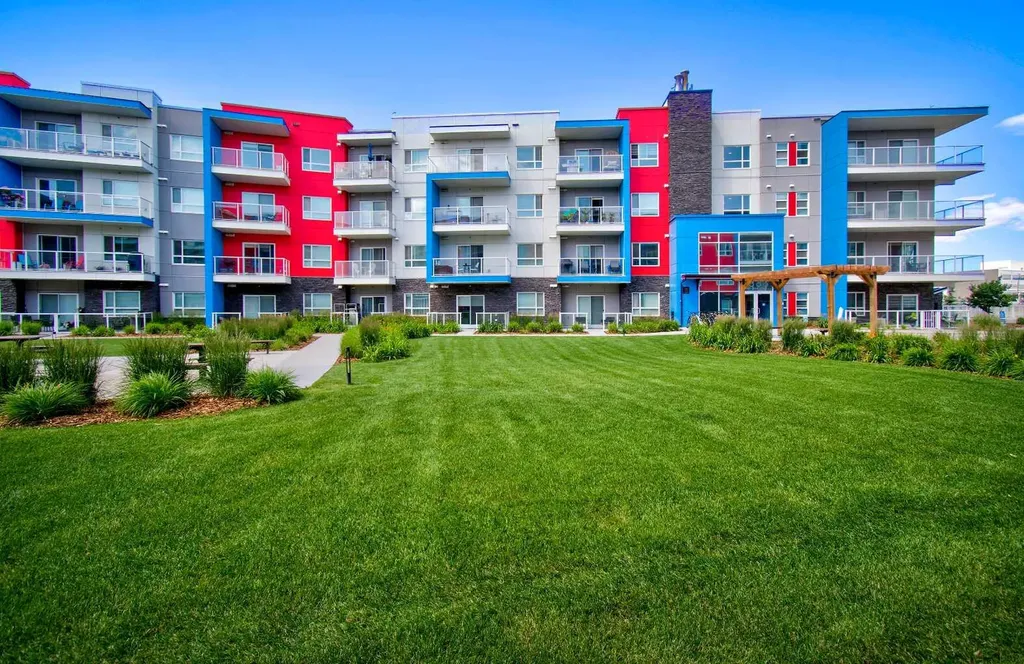 19489 Main Street SE Calgary AB T3M 3J3
