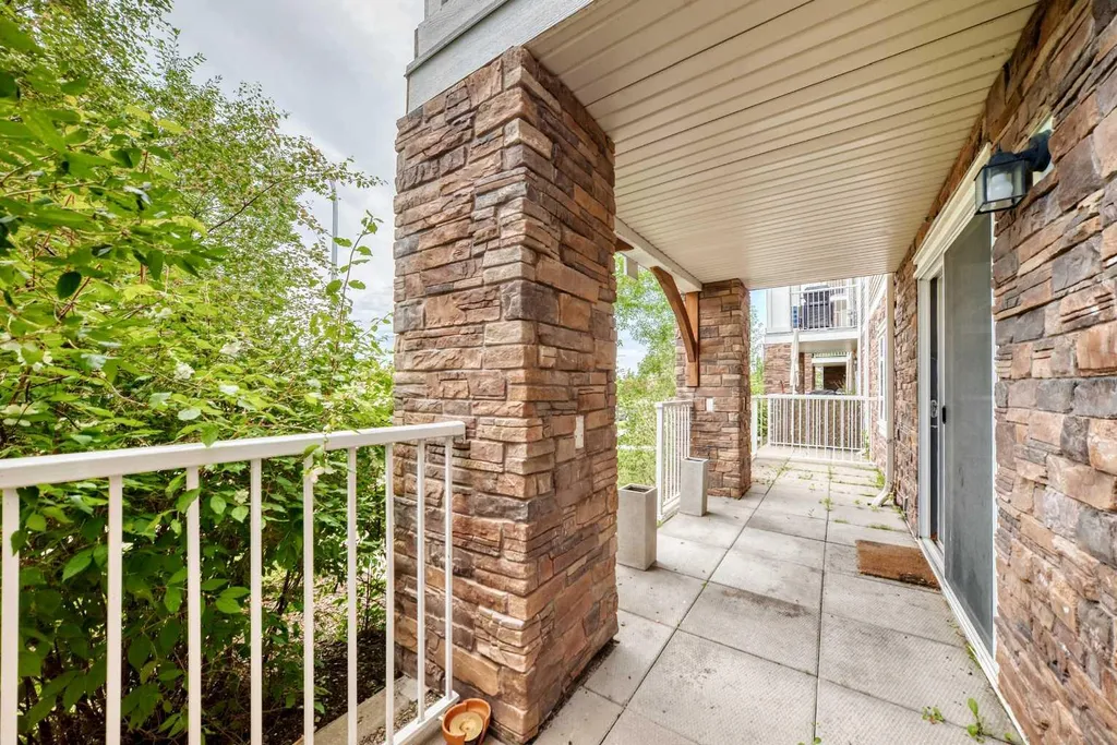 304 Cranberry Park SE Calgary AB T3M 1W2