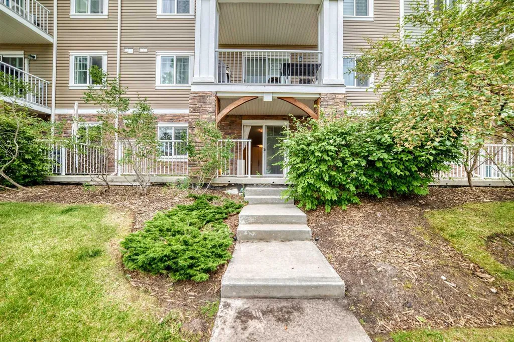 304 Cranberry Park SE Calgary AB T3M 1W2