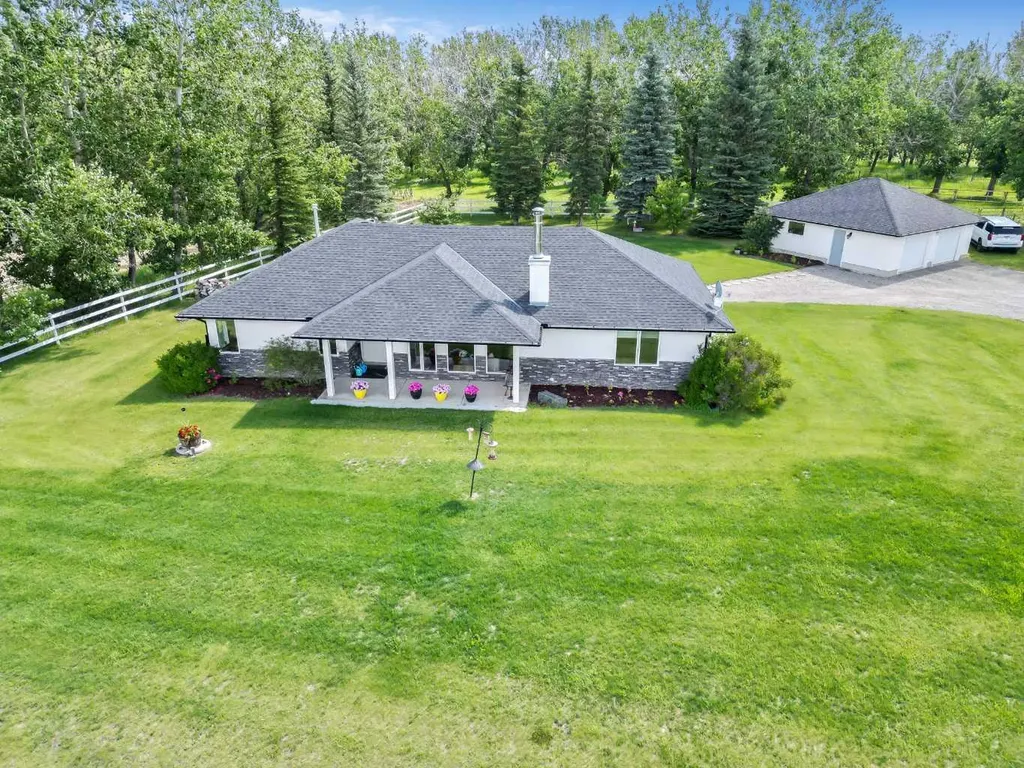 32047 276 Avenue E Rural Foothills County AB T1S 4N7