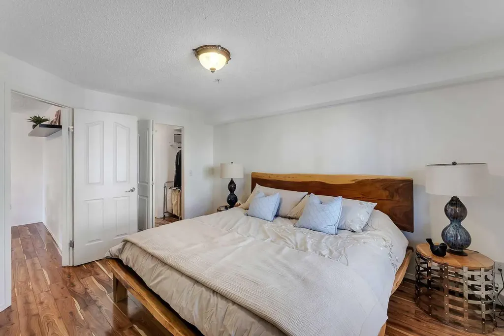 16320 24 Street SW Calgary AB T2Y 4T7