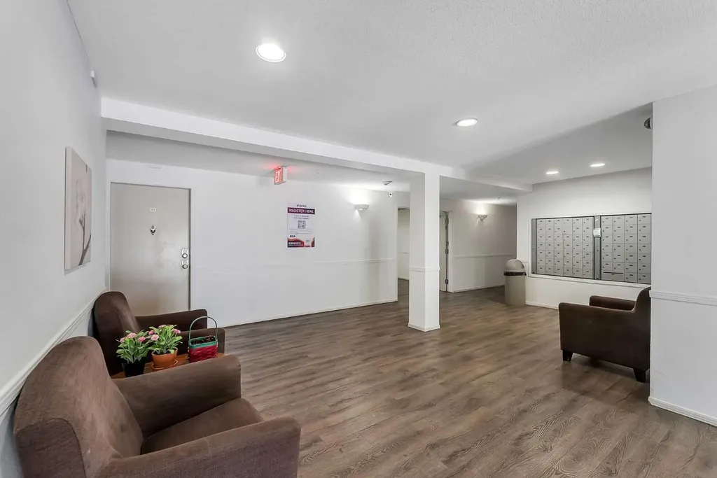 16320 24 Street SW Calgary AB T2Y 4T7