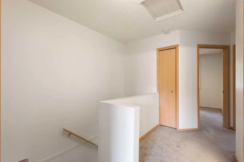 17 Patina Park SW Calgary AB T3H 3E1