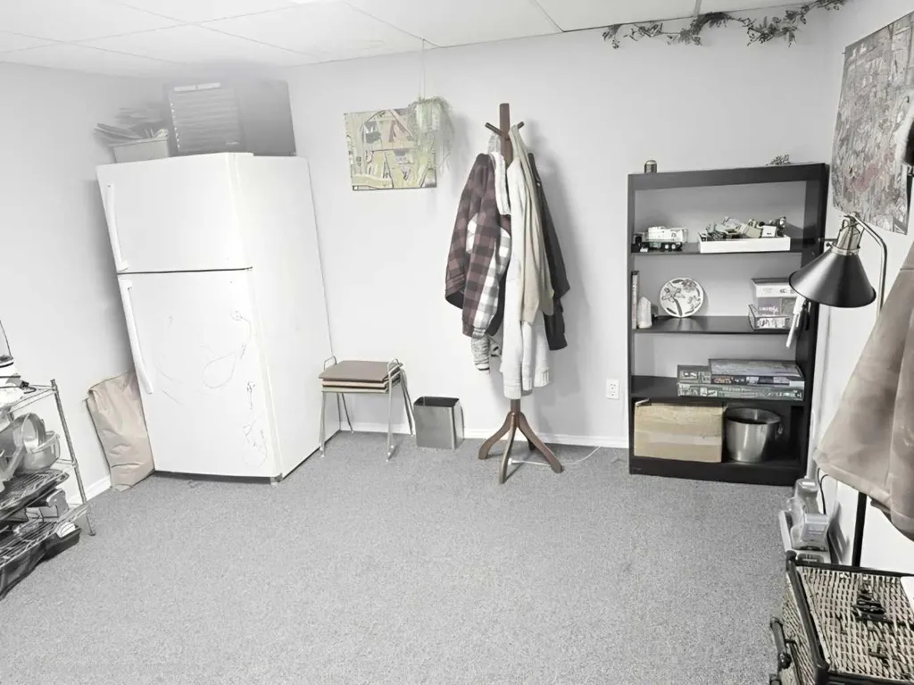 9517 89 Avenue Peace River AB T8S1G7