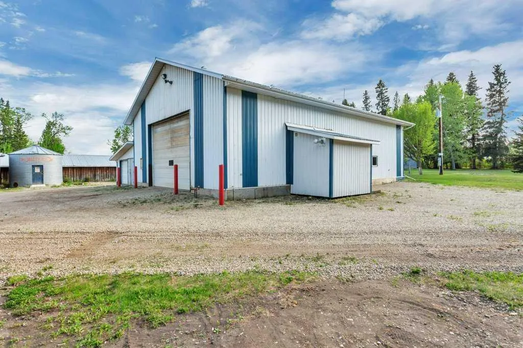 374079 Range Road 4-2 Rural Clearwater County AB T0M 0X0