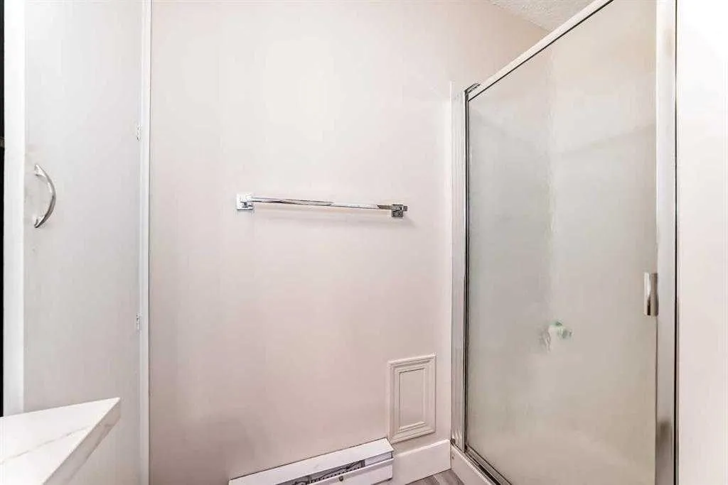 7165 California Boulevard NE Calgary AB T1Y 6W1