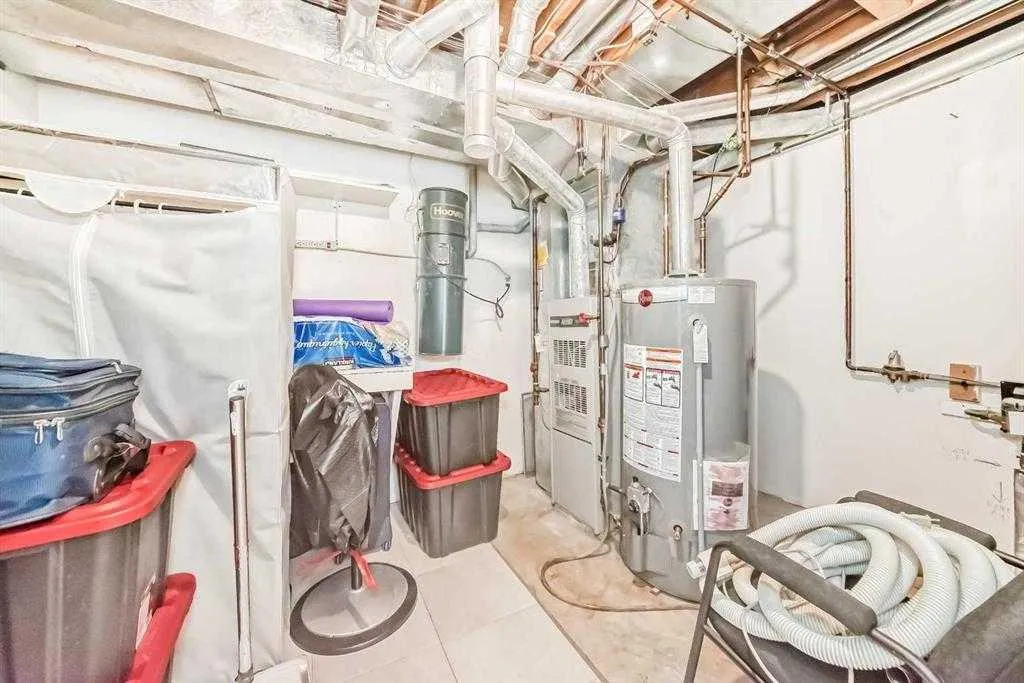 7165 California Boulevard NE Calgary AB T1Y 6W1