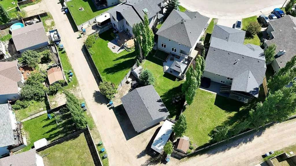 19 Lougheed Close Red Deer AB T4R 3L8