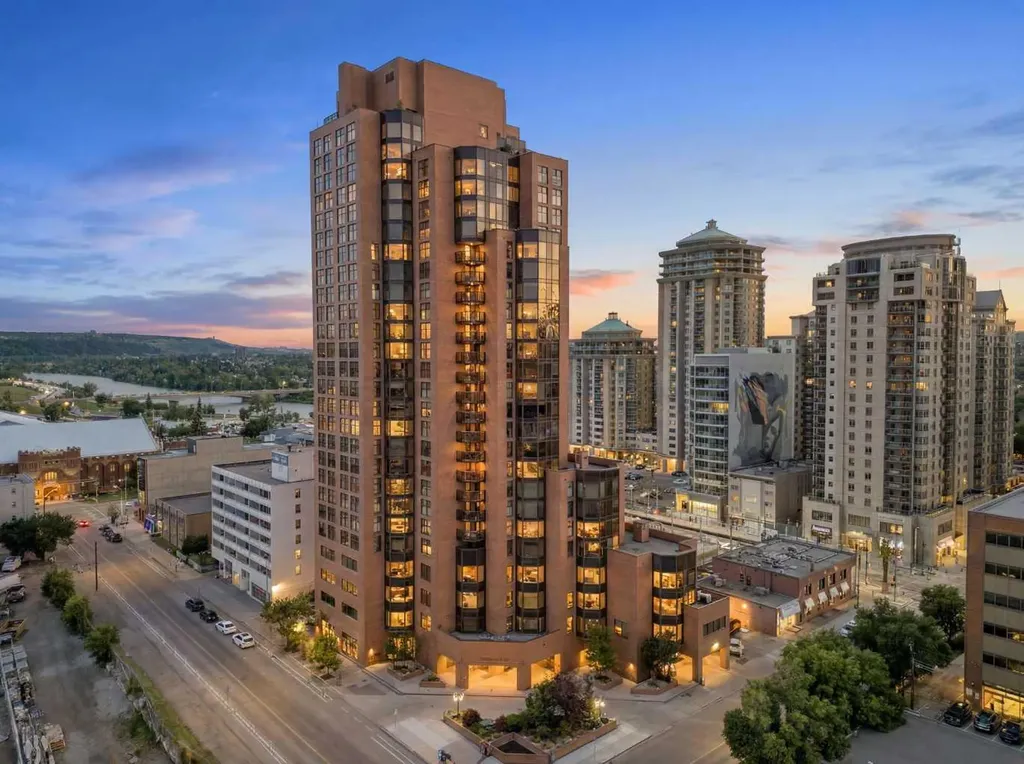 1100 8 Avenue SW Calgary AB T2P 3T9