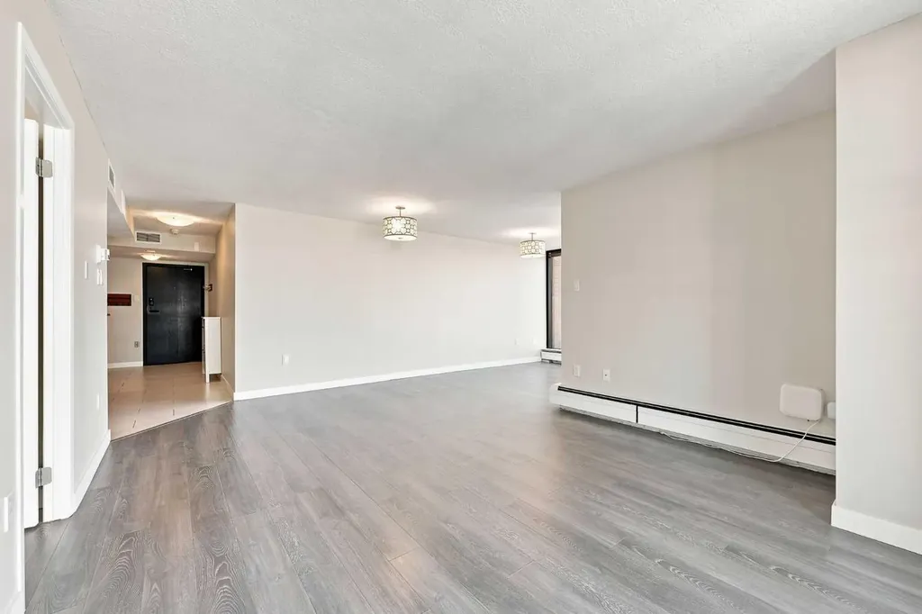 1100 8 Avenue SW Calgary AB T2P 3T9