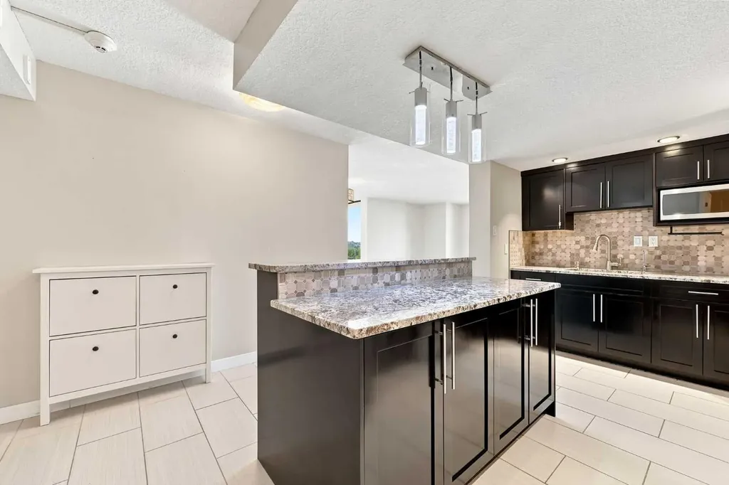 1100 8 Avenue SW Calgary AB T2P 3T9