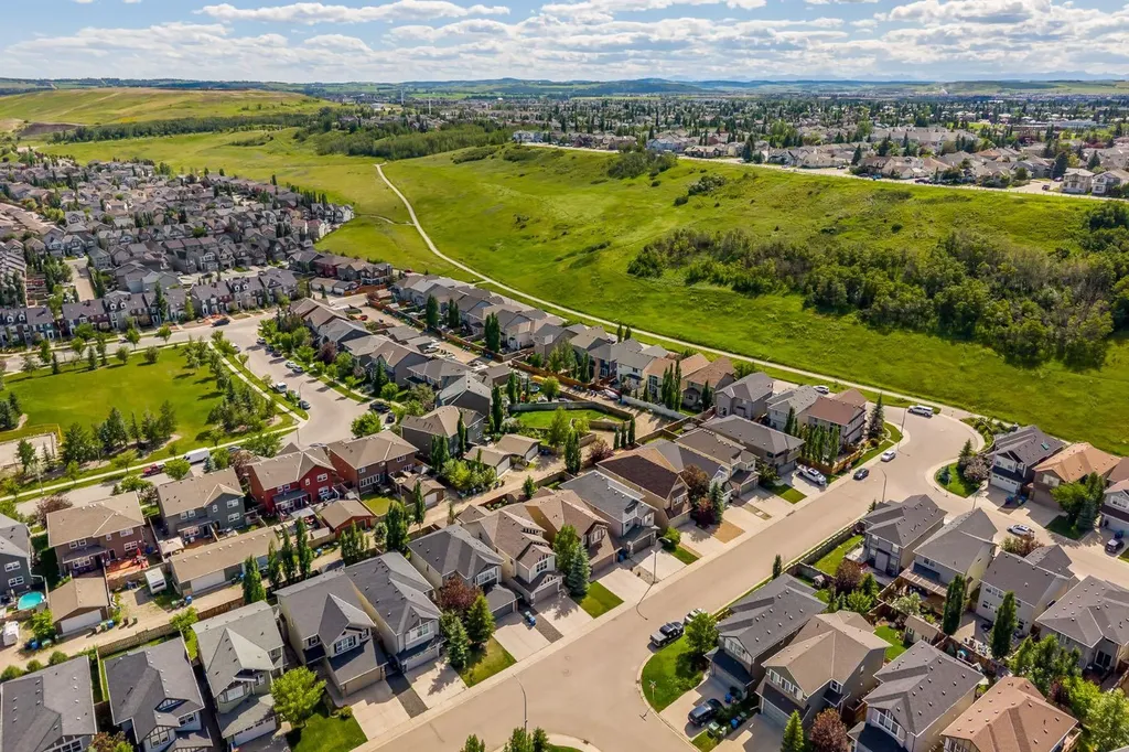 31 Chaparral Valley Way SE Calgary AB T2X 0S1