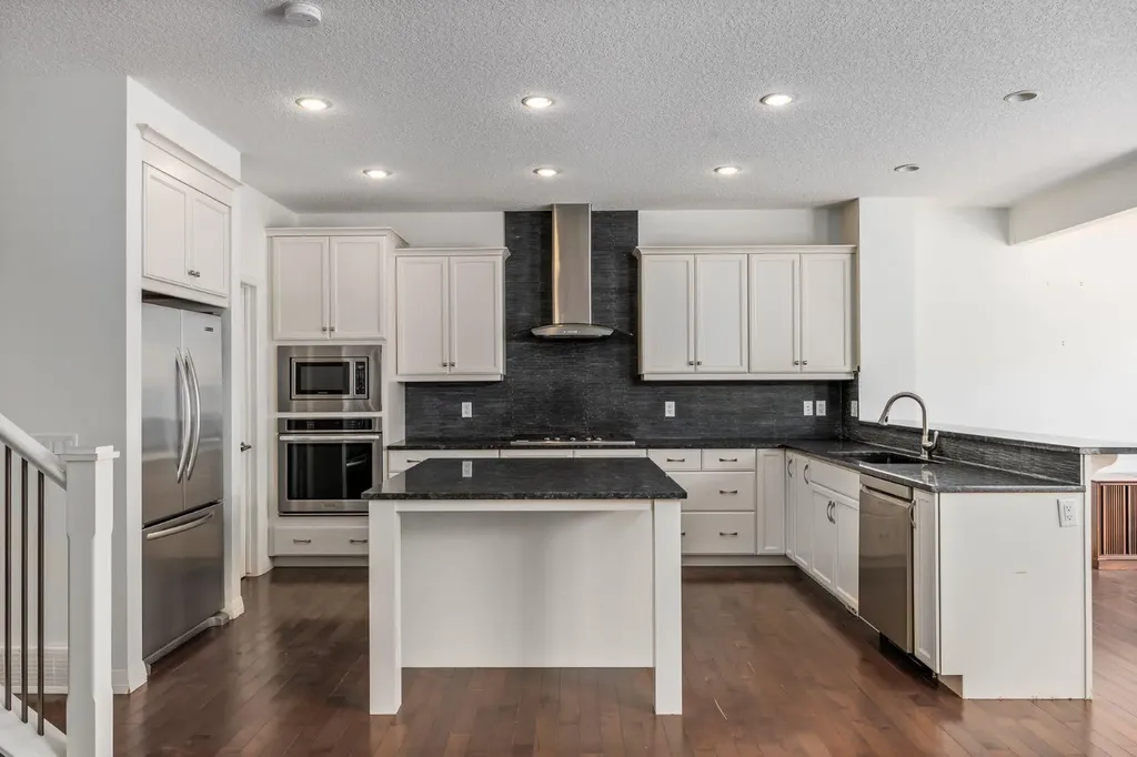 31 Chaparral Valley Way SE Calgary AB T2X 0S1