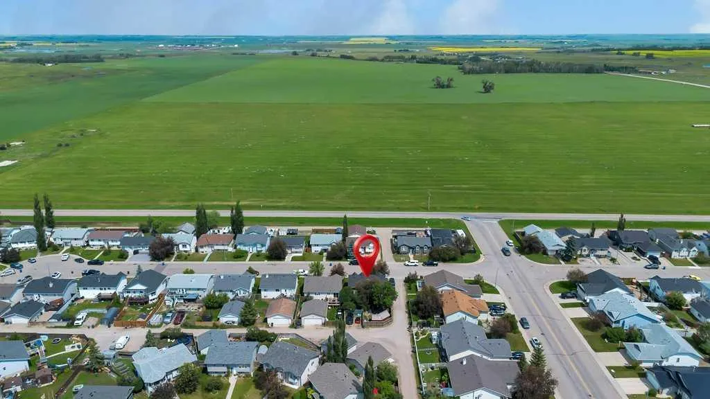 1924 Strathcona Terrace Strathmore AB T1P 1S1