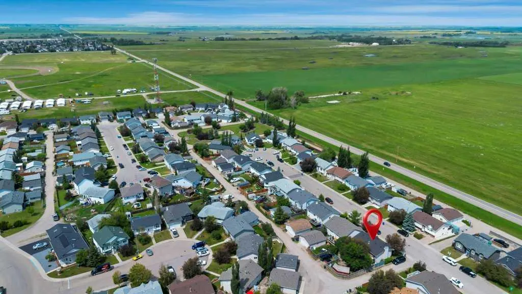 1924 Strathcona Terrace Strathmore AB T1P 1S1