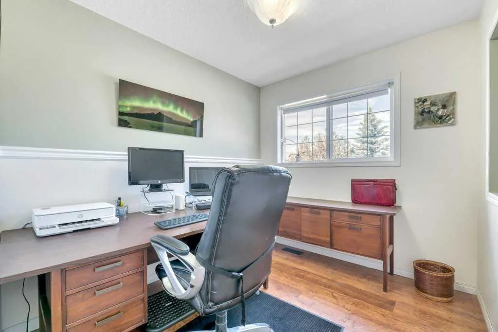 1924 Strathcona Terrace Strathmore AB T1P 1S1