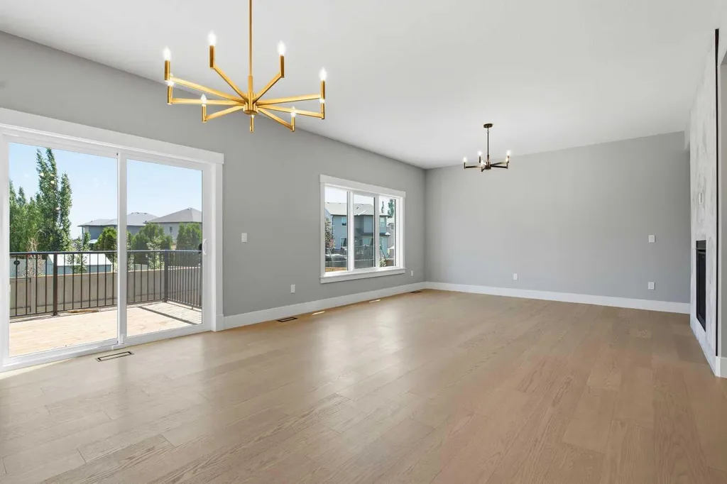 680 Coopers Crescent SW Airdrie AB T4B 5L6