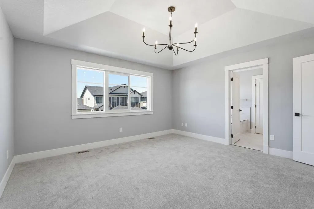 680 Coopers Crescent SW Airdrie AB T4B 5L6