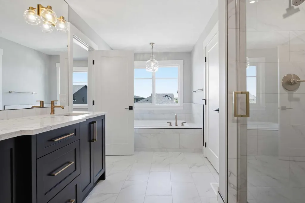 680 Coopers Crescent SW Airdrie AB T4B 5L6