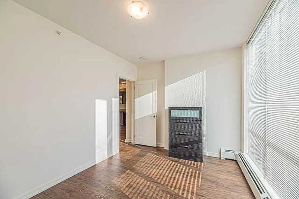 450 8 Avenue SE Calgary AB T2G 1T2