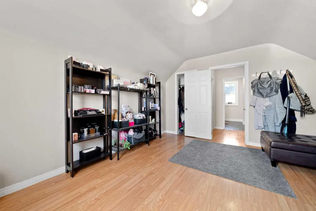 228 2 Avenue E Bow Island AB T0K 0G0
