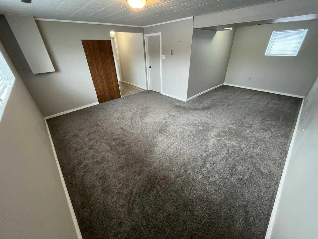 28 Rossdale Street SE Medicine Hat AB T1B 1X4