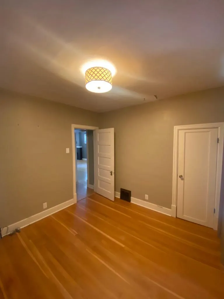 1241 6 Avenue S Lethbridge AB T1J 1A3
