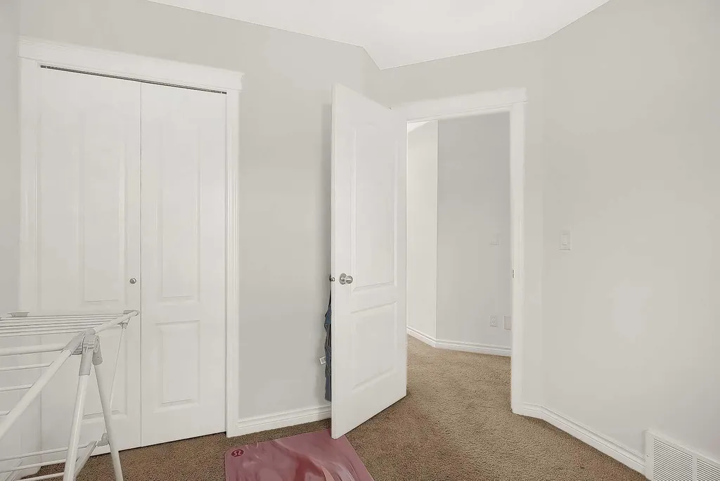11204 71 Avenue Grande Prairie AB T8W0C8