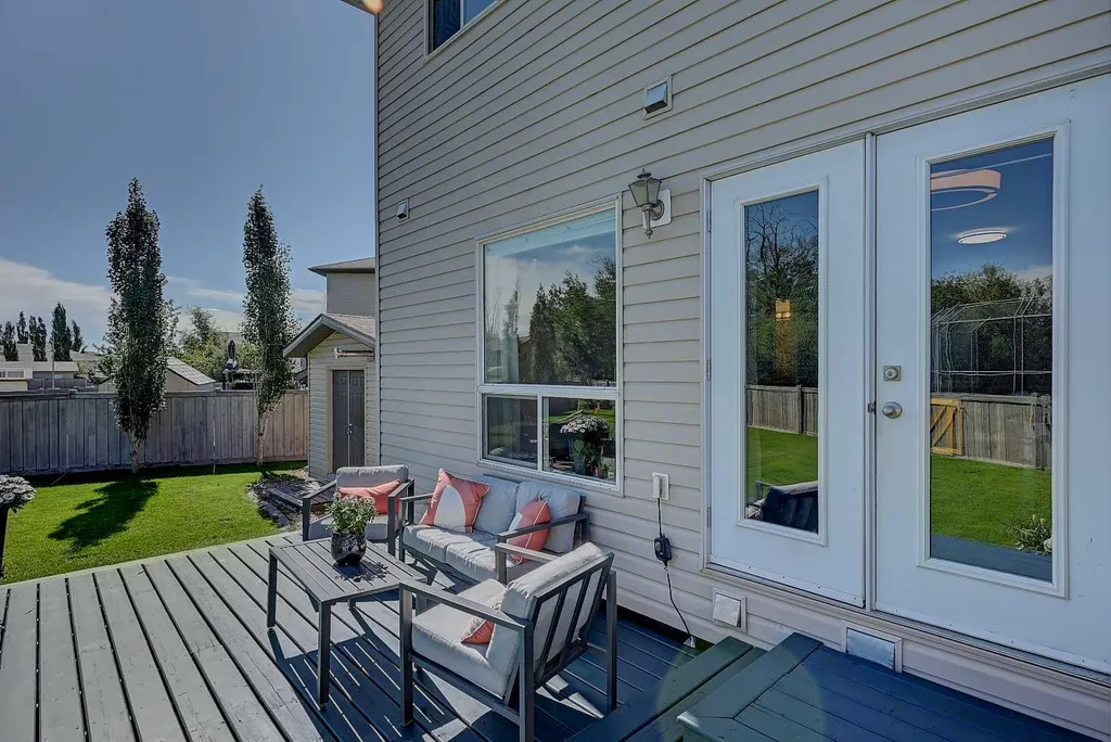 11204 71 Avenue Grande Prairie AB T8W0C8