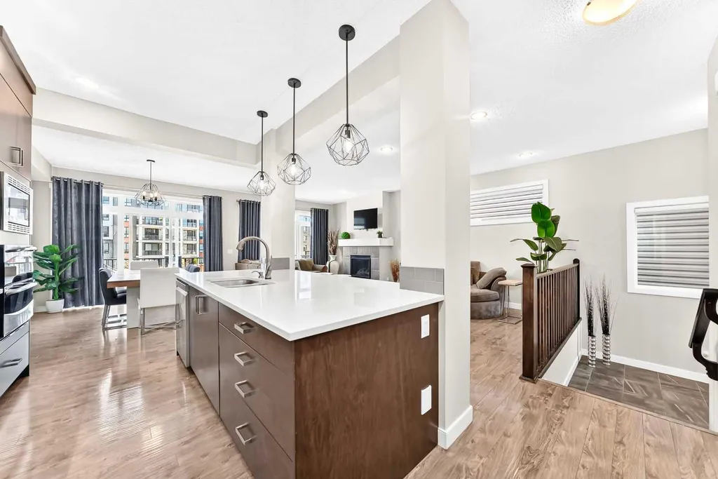 47 Sage Bluff Mews NW Calgary AB T3R 0X5