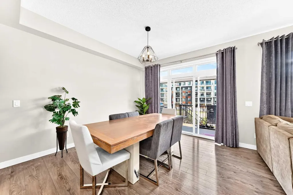 47 Sage Bluff Mews NW Calgary AB T3R 0X5