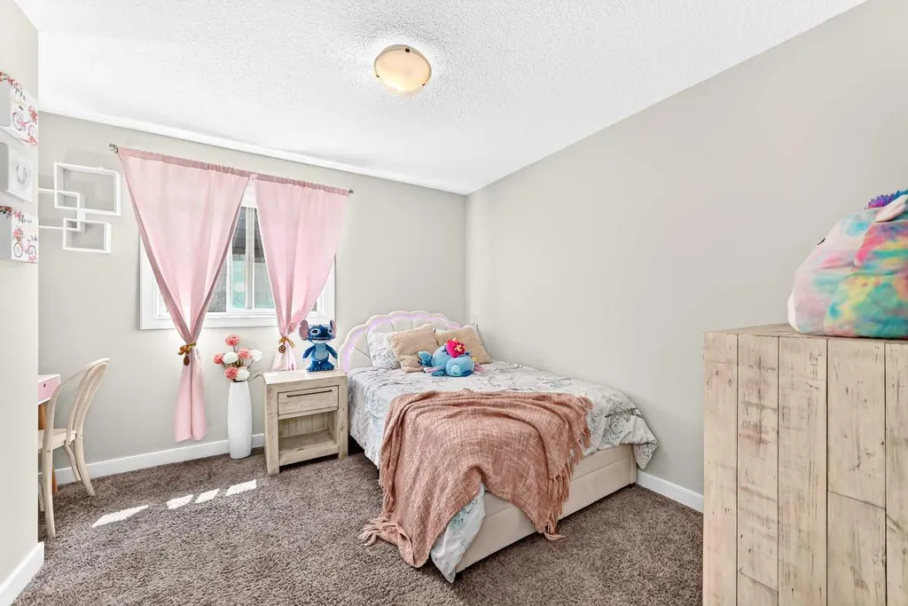 47 Sage Bluff Mews NW Calgary AB T3R 0X5