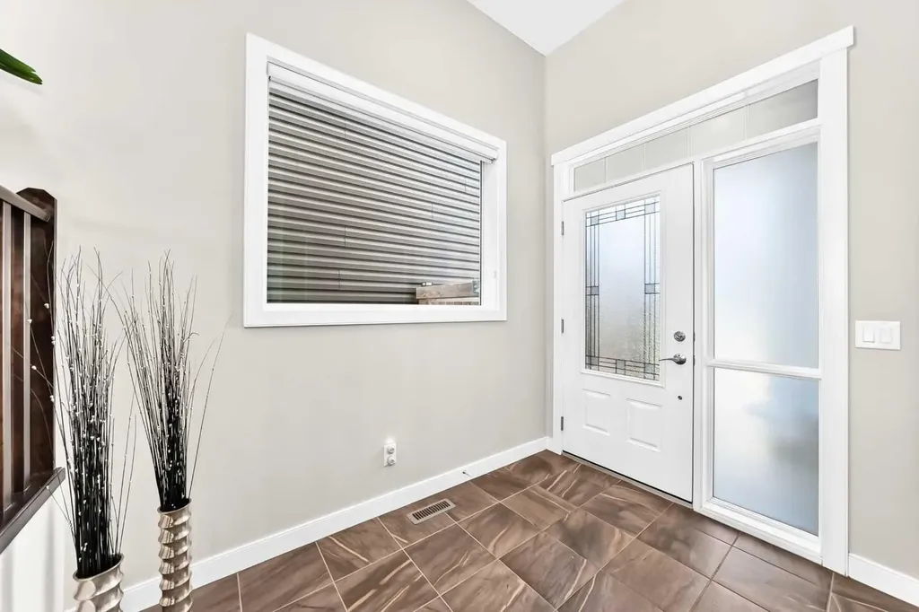 47 Sage Bluff Mews NW Calgary AB T3R 0X5