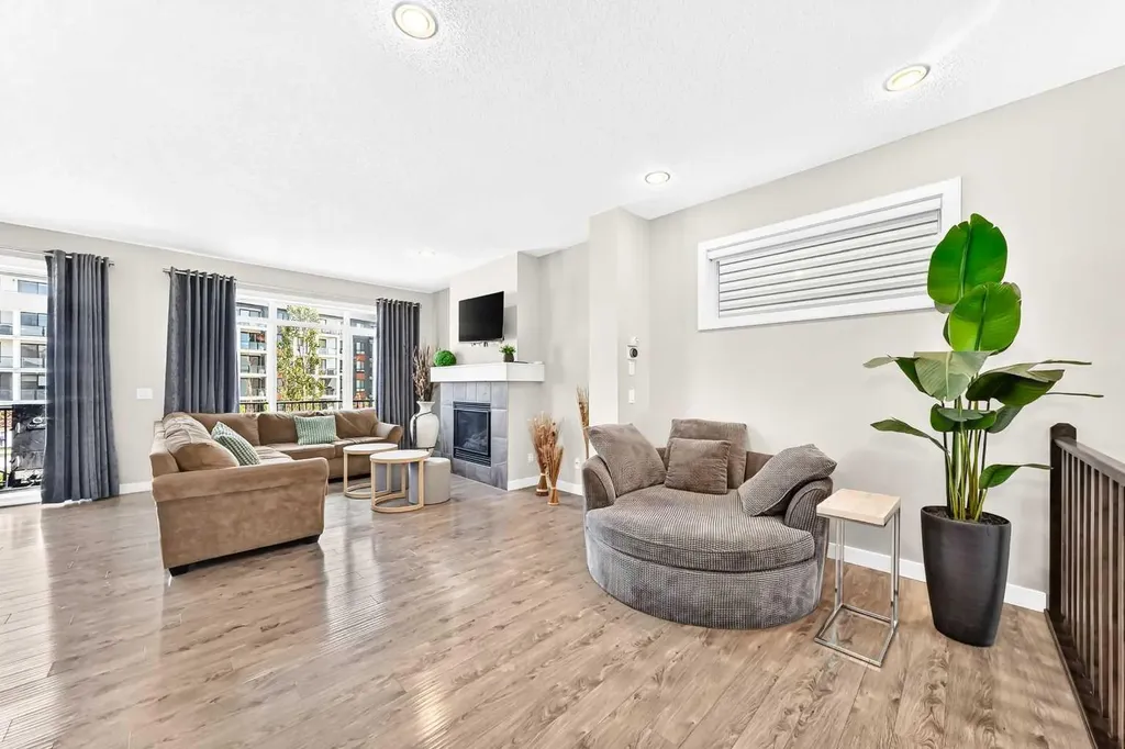 47 Sage Bluff Mews NW Calgary AB T3R 0X5