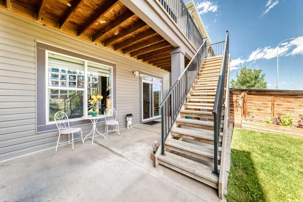 47 Sage Bluff Mews NW Calgary AB T3R 0X5