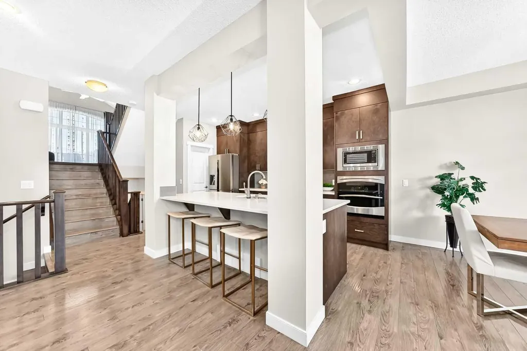 47 Sage Bluff Mews NW Calgary AB T3R 0X5