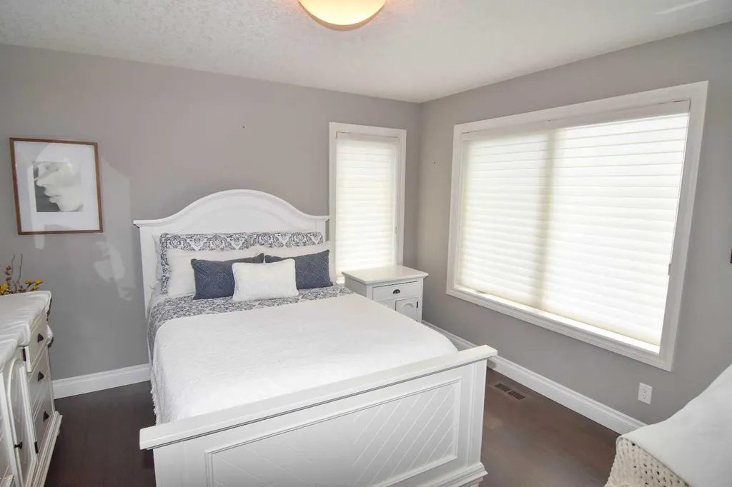 800 East Lakeview Road Chestermere AB T1X 1R2