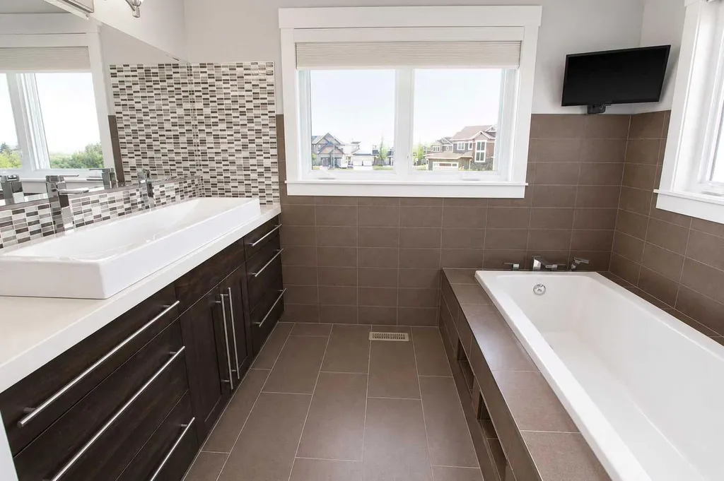 378 Webster Drive Red Deer AB T4N 1E2