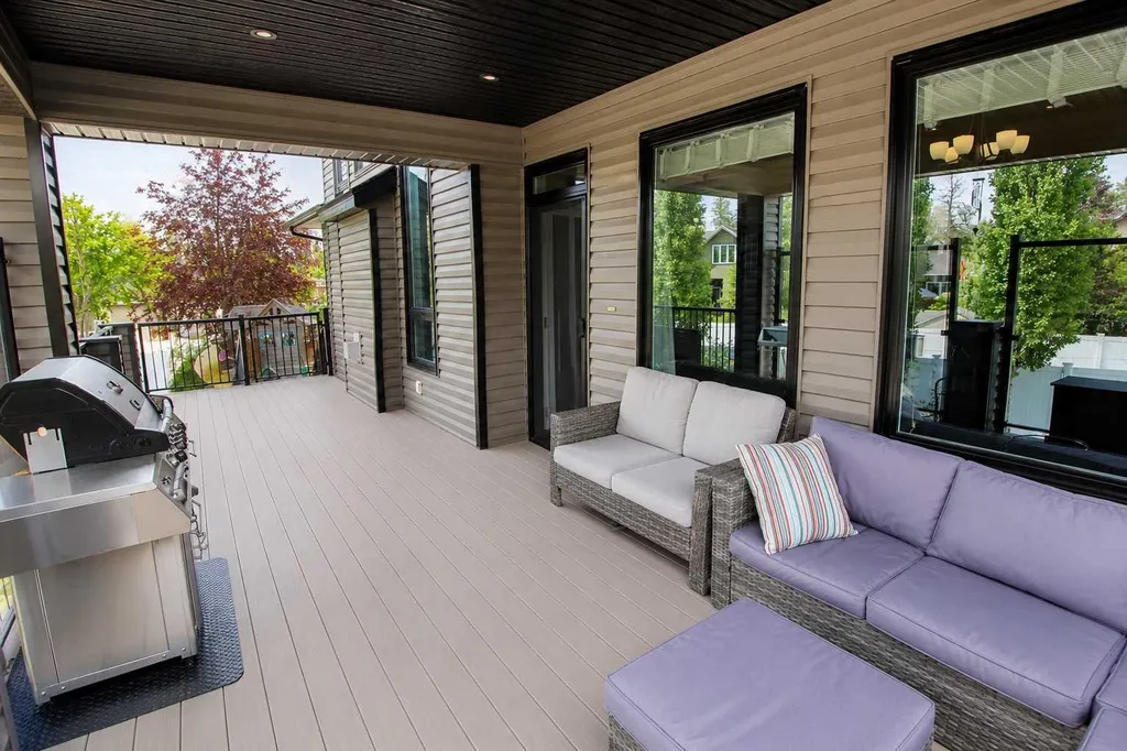 378 Webster Drive Red Deer AB T4N 1E2