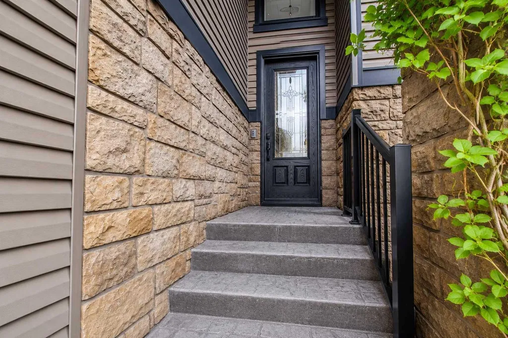 378 Webster Drive Red Deer AB T4N 1E2