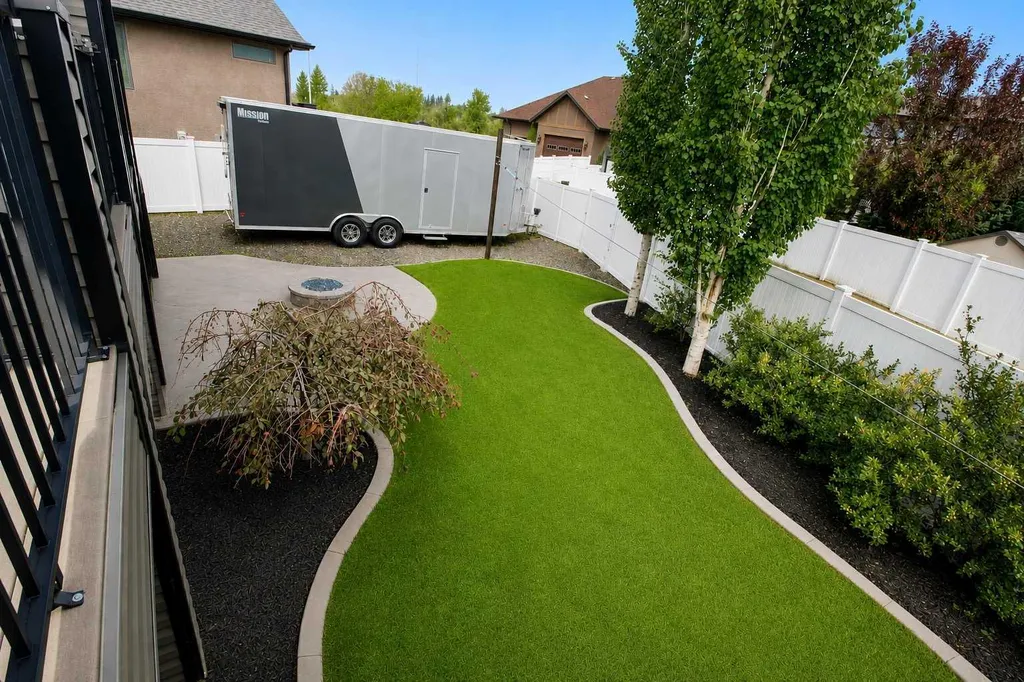 378 Webster Drive Red Deer AB T4N 1E2