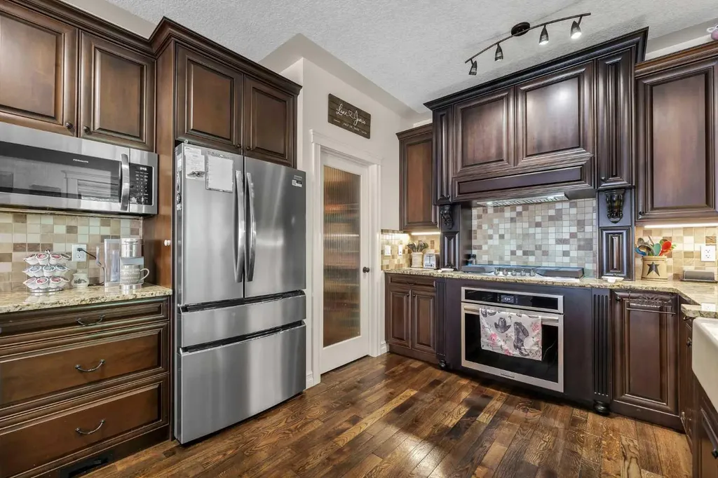 607 Tokar Road Seven Persons AB T0K 1Z0