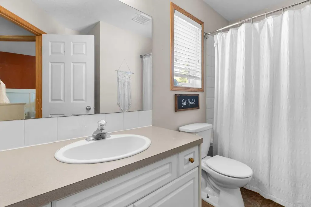150 Balsam Crescent Olds AB T4H 1M4