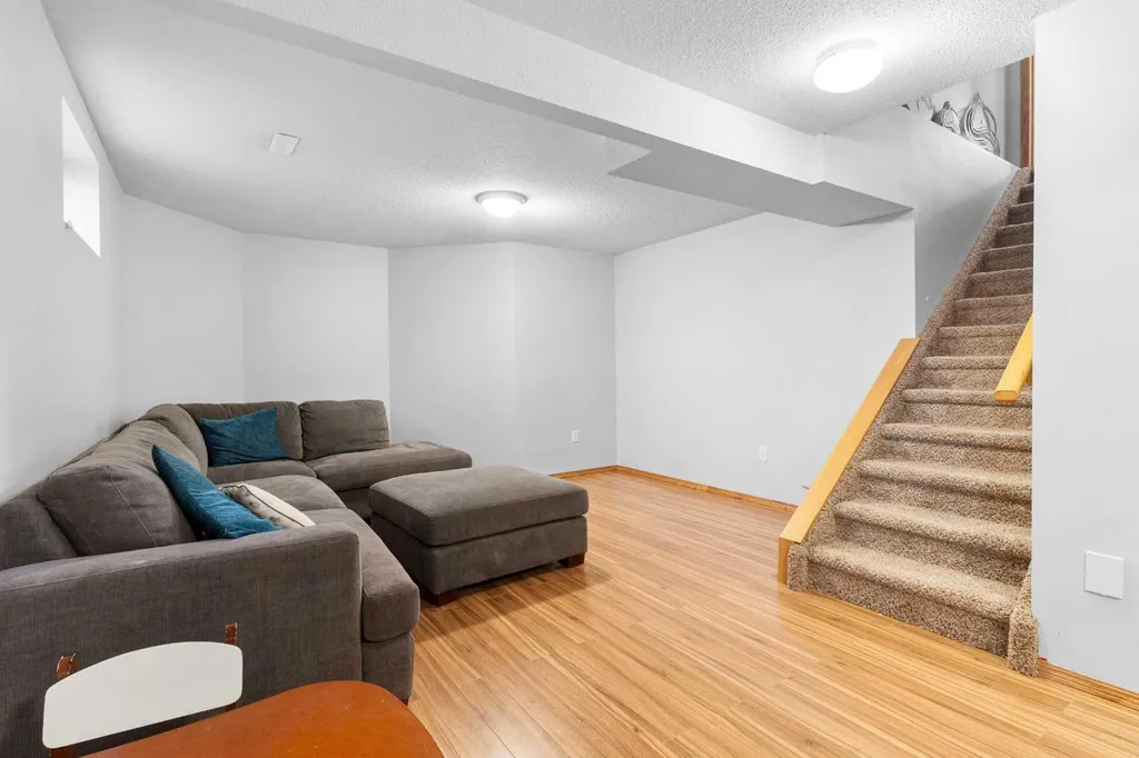 150 Balsam Crescent Olds AB T4H 1M4