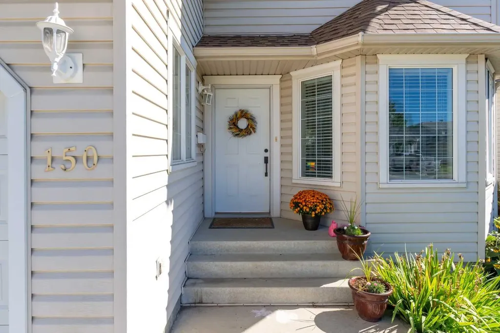 150 Balsam Crescent Olds AB T4H 1M4