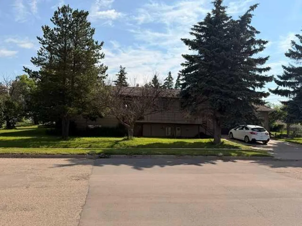4803 47 Street Hardisty AB T0B1V0